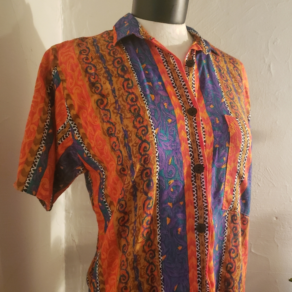 VTG 90s Button Up Tee